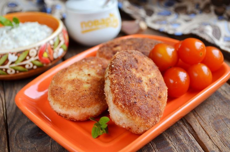 Рецепт куриных котлет с сыром и перцем
